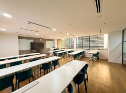 International Plaza (D2), Office #629292401